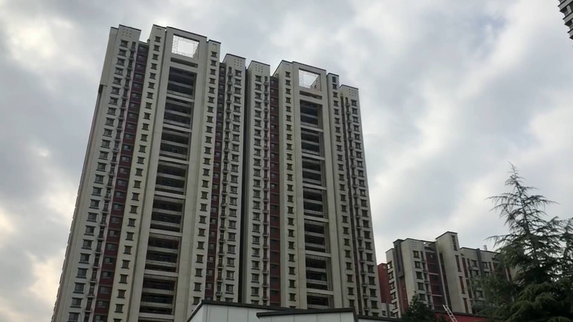 住宅楼的消防连廊 被忽视的第二安全通道!
