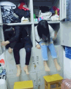 搞笑gif:对于那些讨厌广场舞的人,真不知道你们怎么想