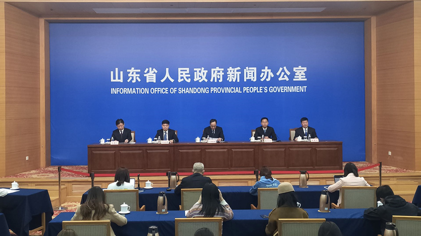 山东省教育行业脱贫攻坚情况新闻发布会