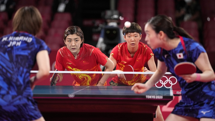 中国队3:0横扫日本队获得乒乓球女团冠军