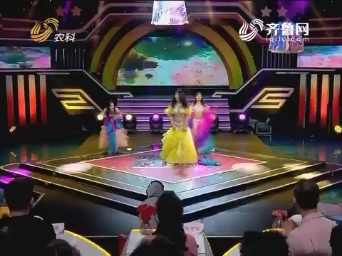 中国村花：河北爱心舞者代博文 为残疾儿童撑起一片天