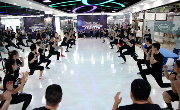 动岚健身白金减脂训练营邹平开营_西王资讯_