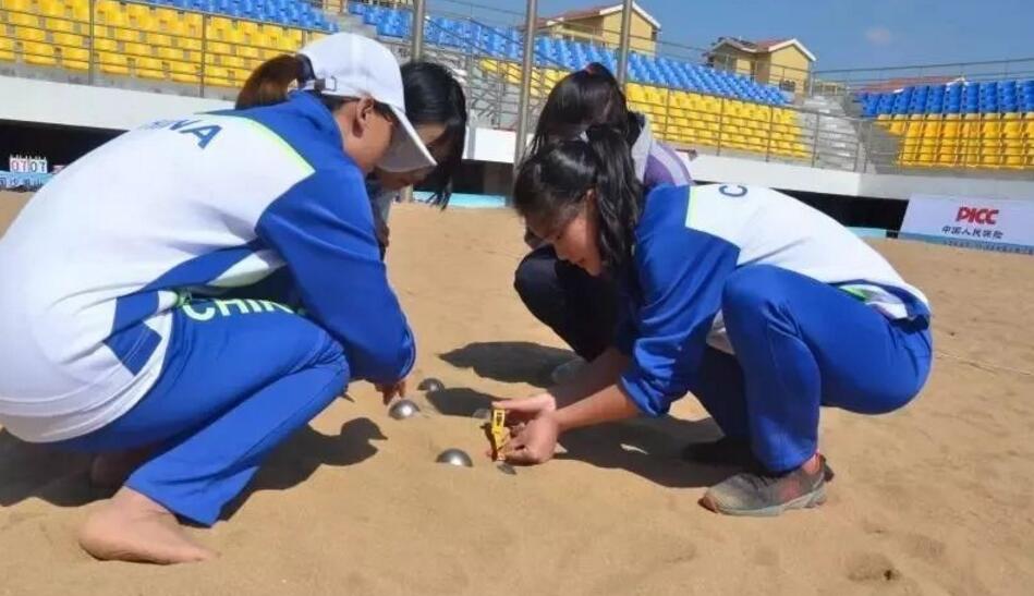 全国沙滩小金属球地掷球公开赛在海阳举行  