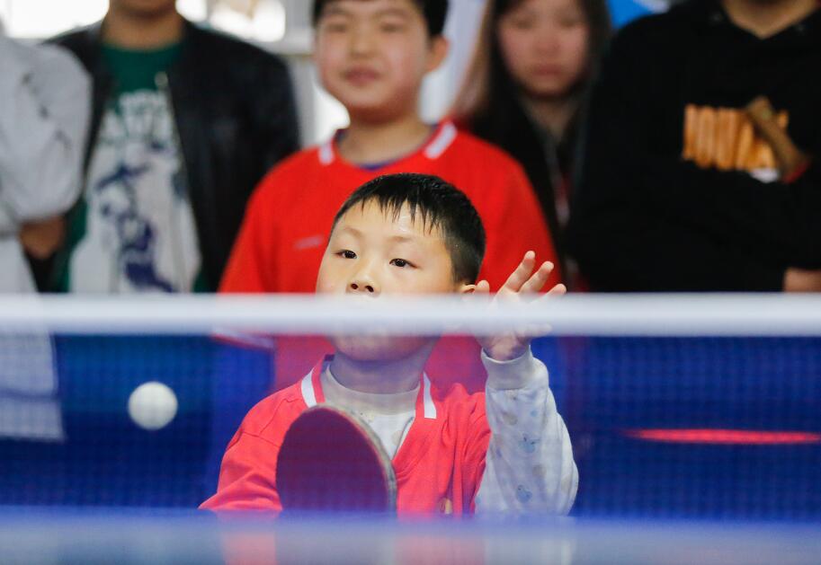 东营垦利举办中小学生乒乓球比赛 