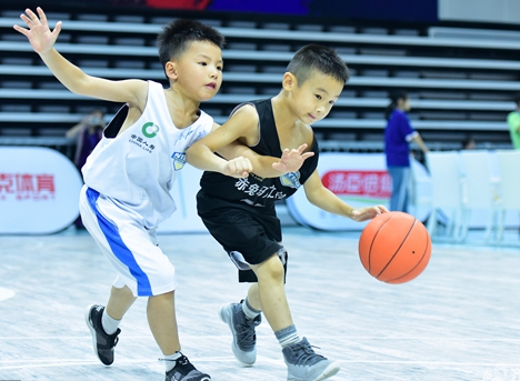 龙口举行青少年篮球3V3联赛