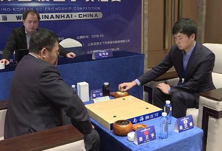 中韩围棋国手友谊赛在威海南海新区举行