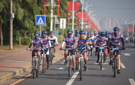 东营利津举行千人签字骑行活动