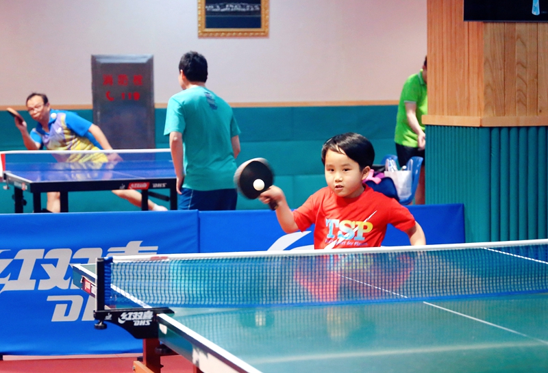 聊城：街道社区健身技能大赛乒乓球赛举行