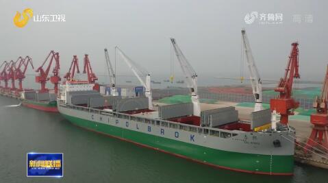 世界载重吨位最大重吊船从山东港口烟台港首航