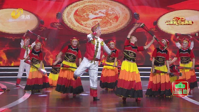 2022山东省老年春晚：舞蹈《欢乐的火把节》