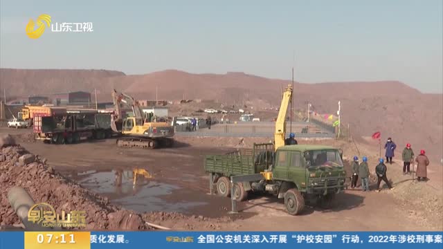 内蒙古阿拉善左旗一露天煤矿坍塌事故救援工作持续开展