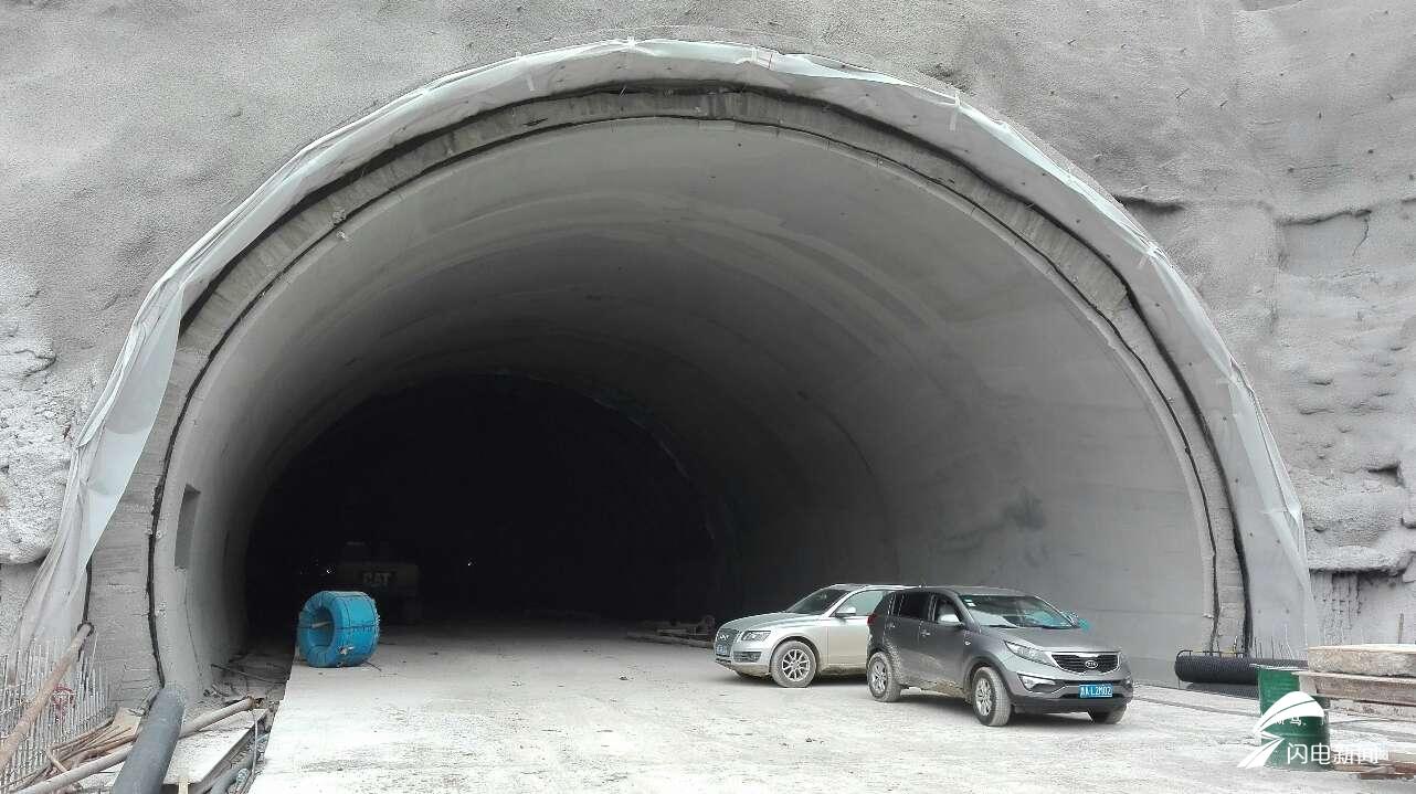 济南浆水泉隧道图片