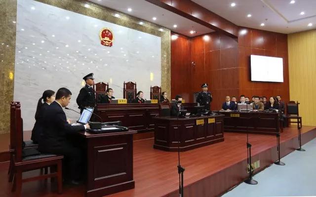 青岛今年两级法院首起涉黑案件今天公开审判