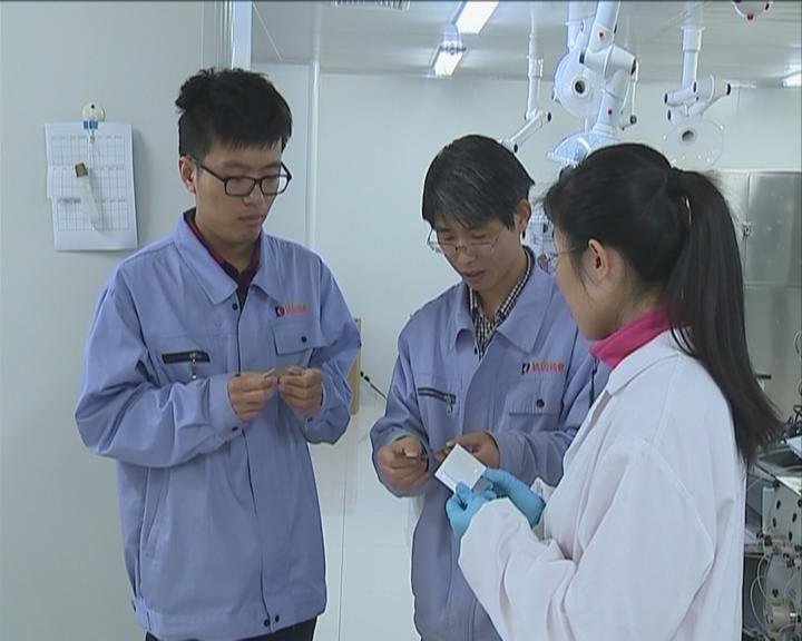 杨杰企业的掌舵者行业的领路人