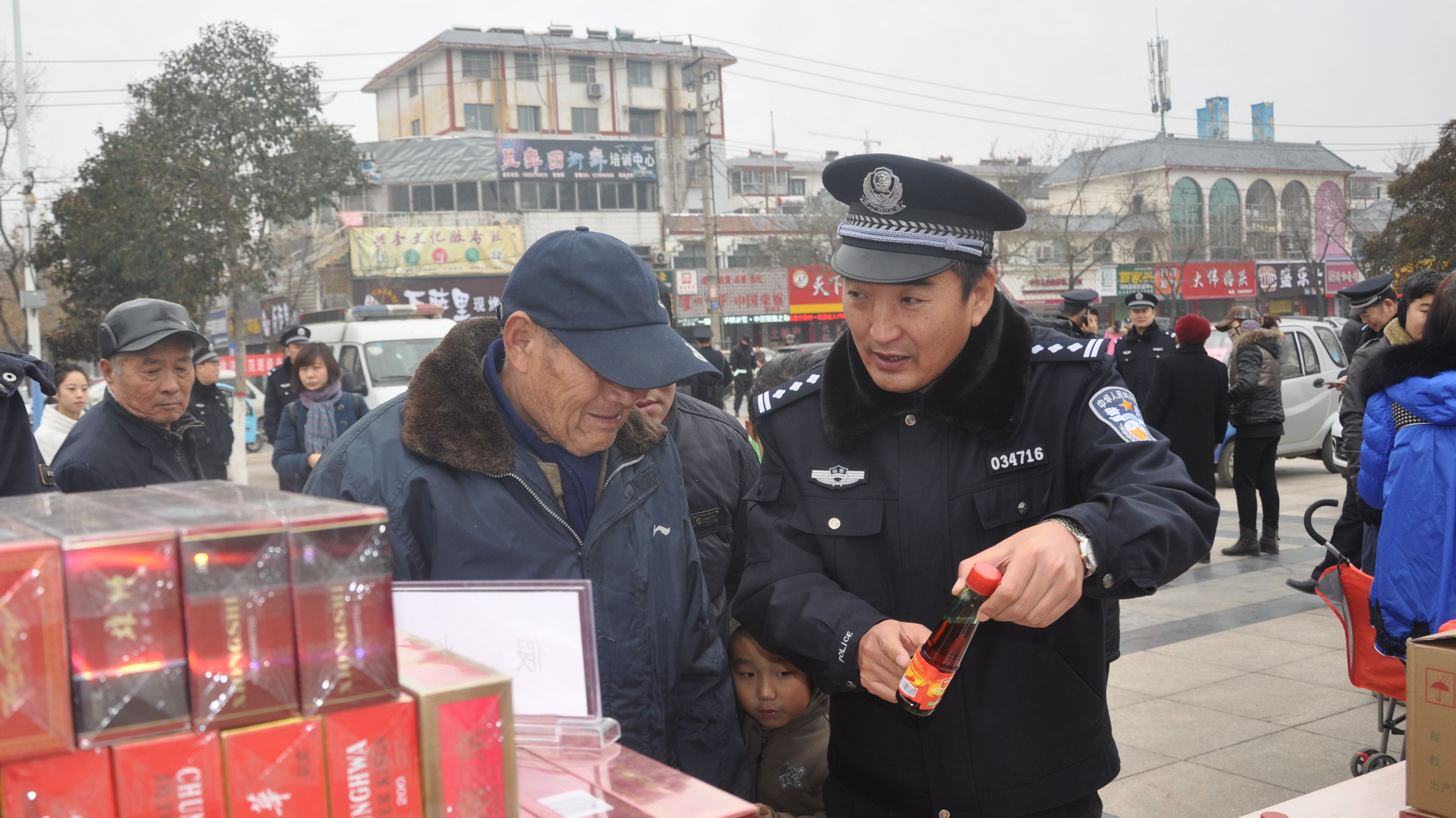 齐鲁警摄图片