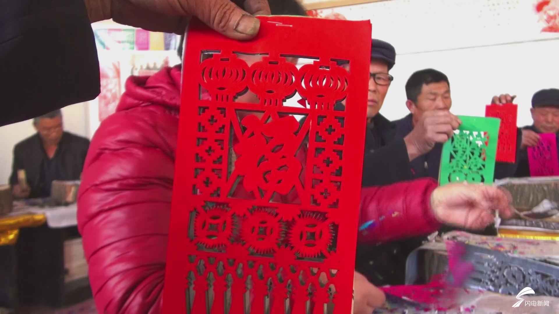 贴过门钱喽过门钱过门钱落在地上都是钱