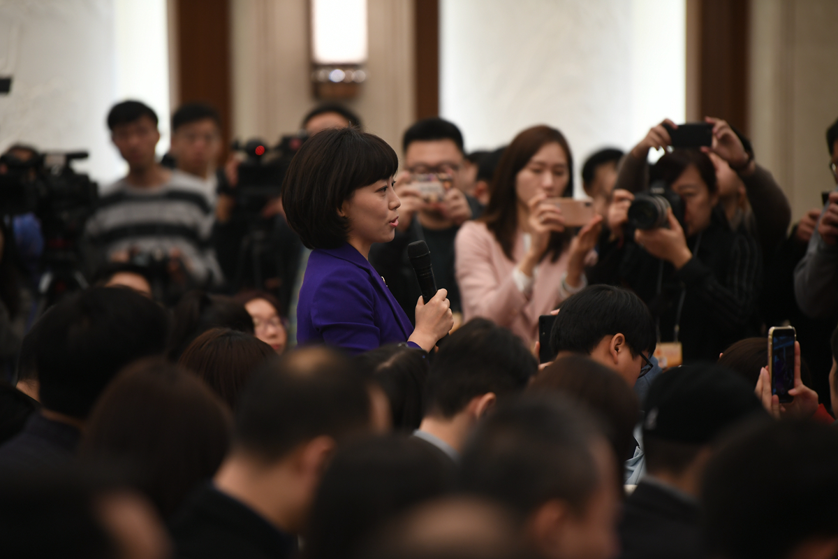 歷史上首次！張業(yè)遂：全國(guó)人大常委會(huì)對(duì)“兩高”工作開展專題詢問