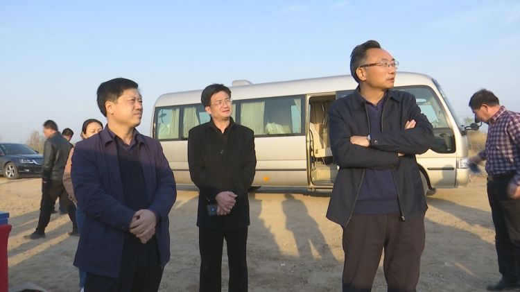 5c908043c064e6a19eee68f5b19e37e7.jpg e3e6dc4a3d2143f6b596d3d08104ff6a.jpg