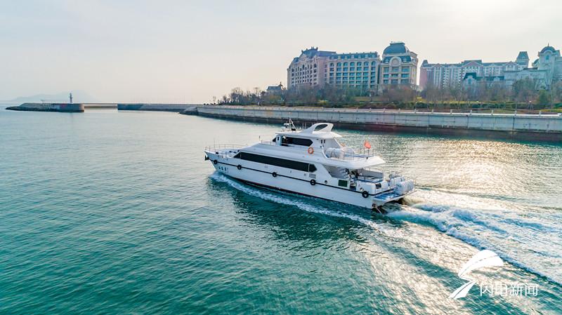 西海岸海上观光客船 西海岸发展集团供图 (3)_副本.jpg