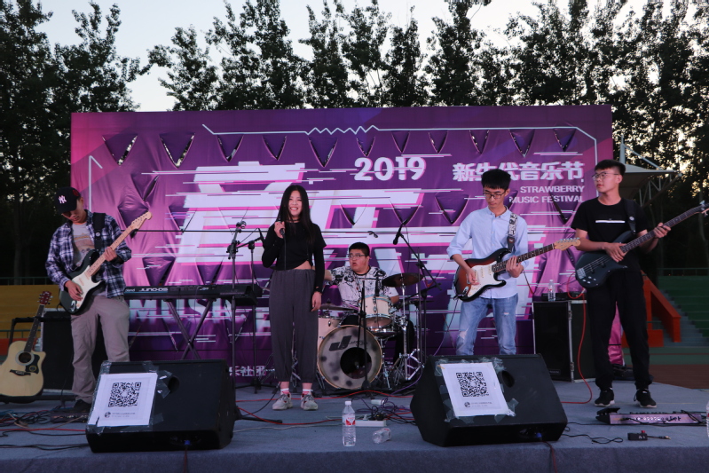 f76733c4-7789-4a80-b041-9c07eaef1515.jpg