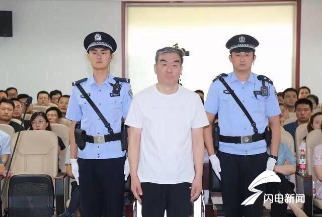 济南天桥公安分局原局长伊世金一审获刑12年