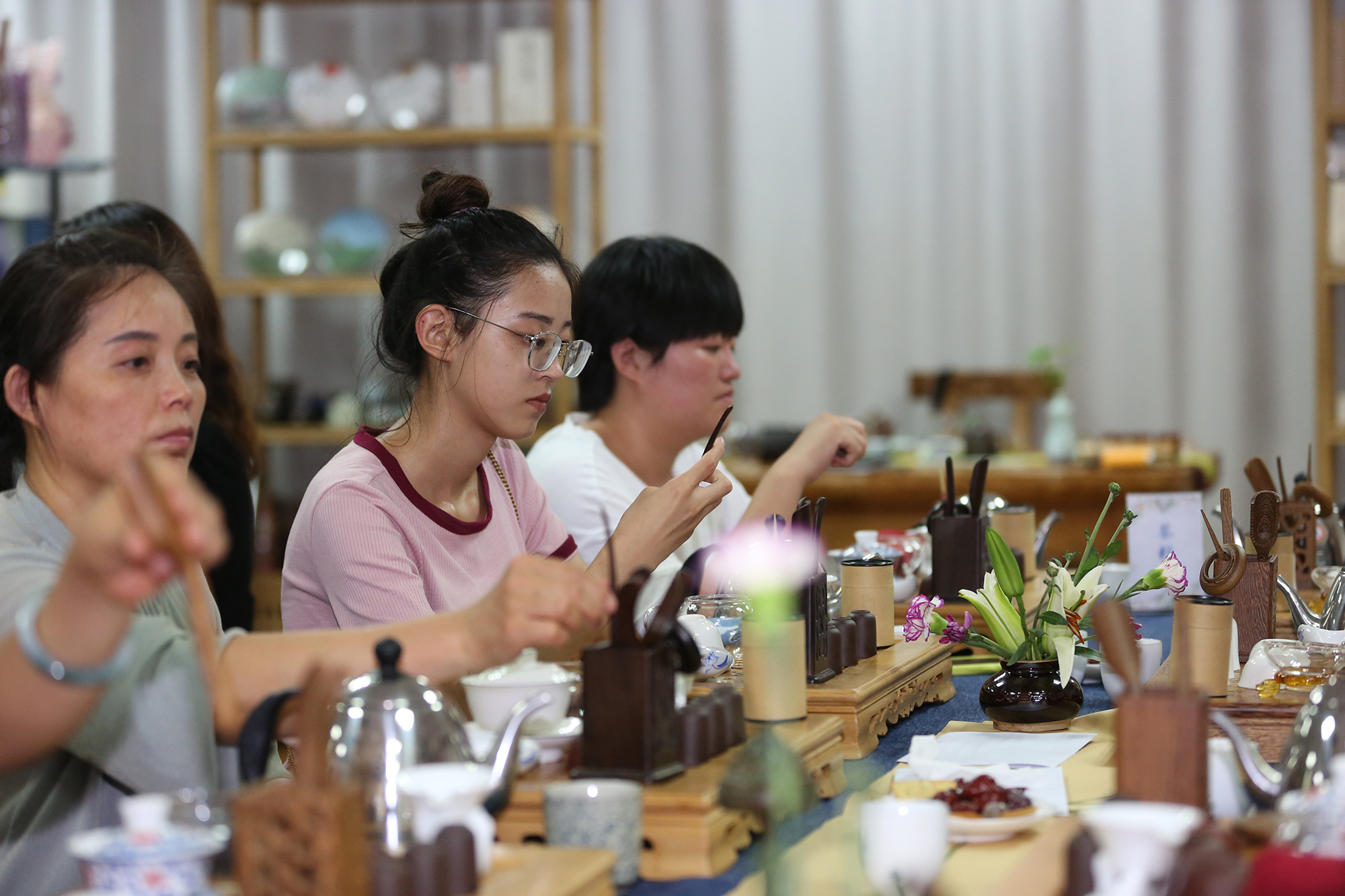 滨州守正教育第十四期茶艺师培训班夜校班在市工人文化宫举办