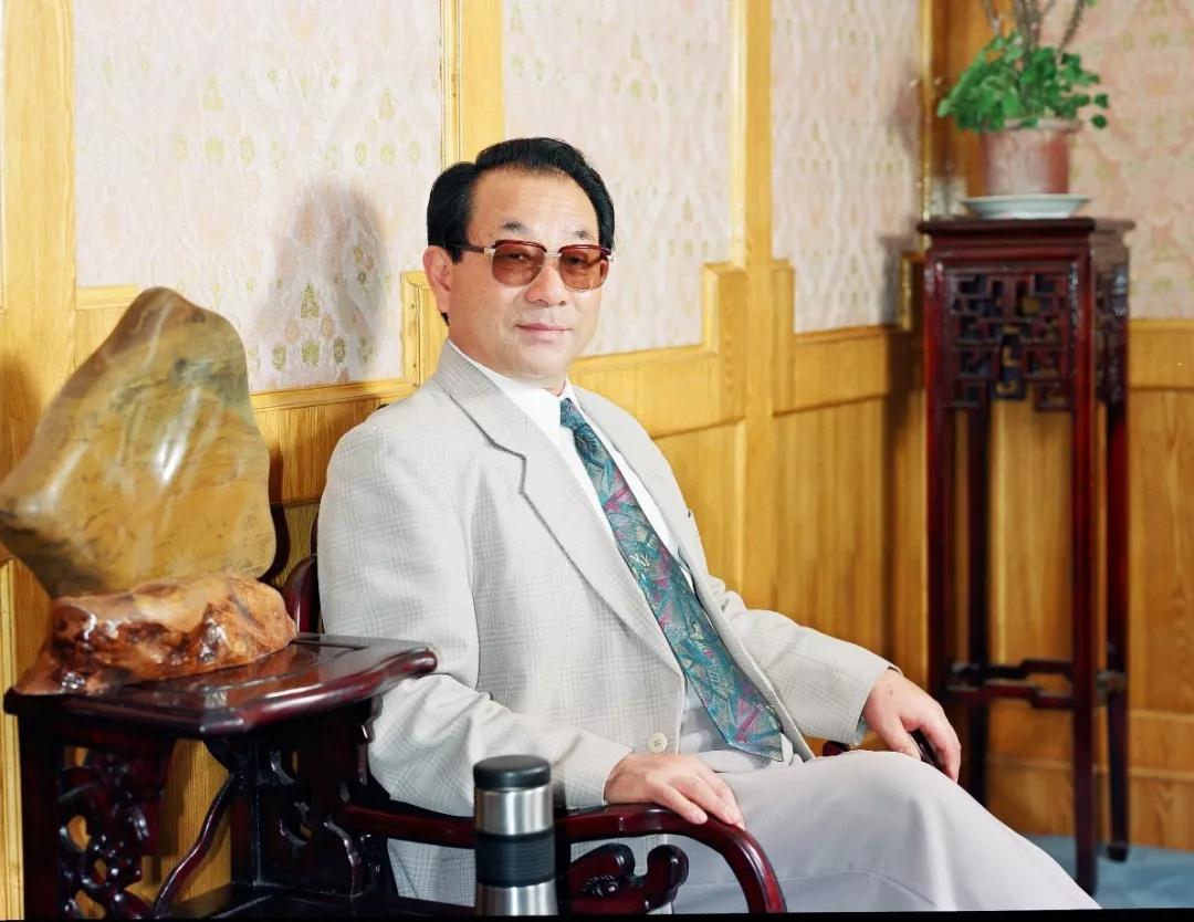 高密市民李桂荣荣获庆祝中华人民共和国成立70周年纪念章