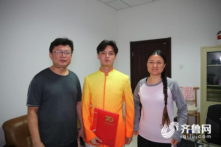兒子是爹娘的驕傲.JPG