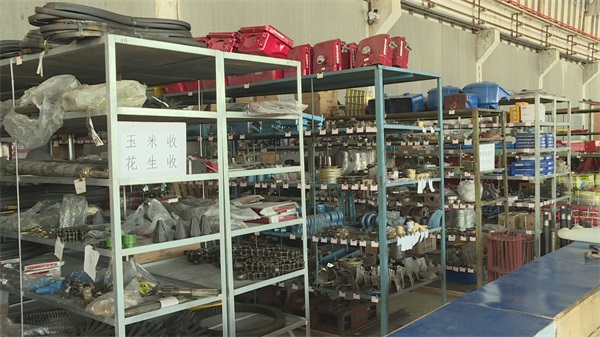 威海荣成市农机供应有限公司:备足农机物资 服务春耕备播