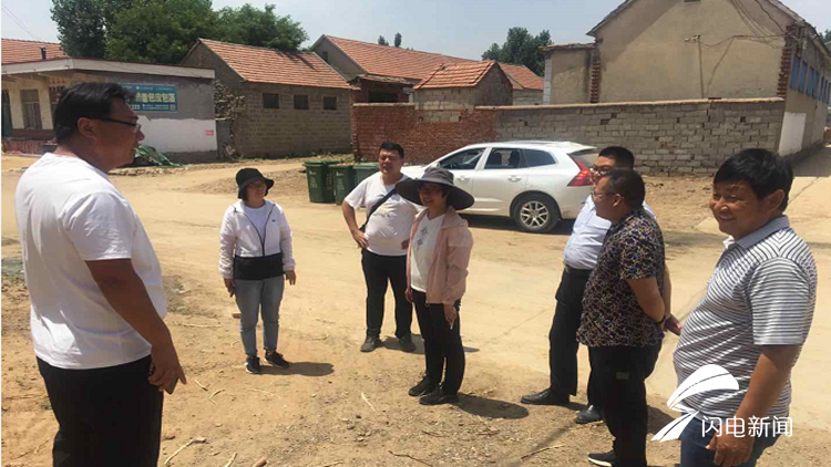 临沂平邑卞桥镇开展人居环境整治打擂攻坚现场评测活动