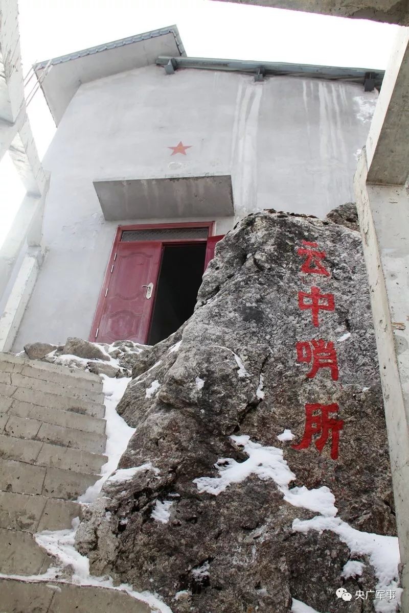 仪仗队女兵来到云中哨所读懂了另一种战士的生活