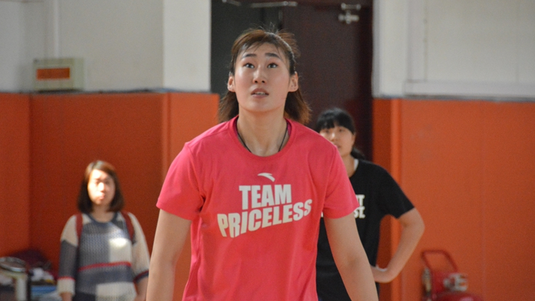 视频姬晓房间大揭秘少女心爆棚的精致女孩就是她了