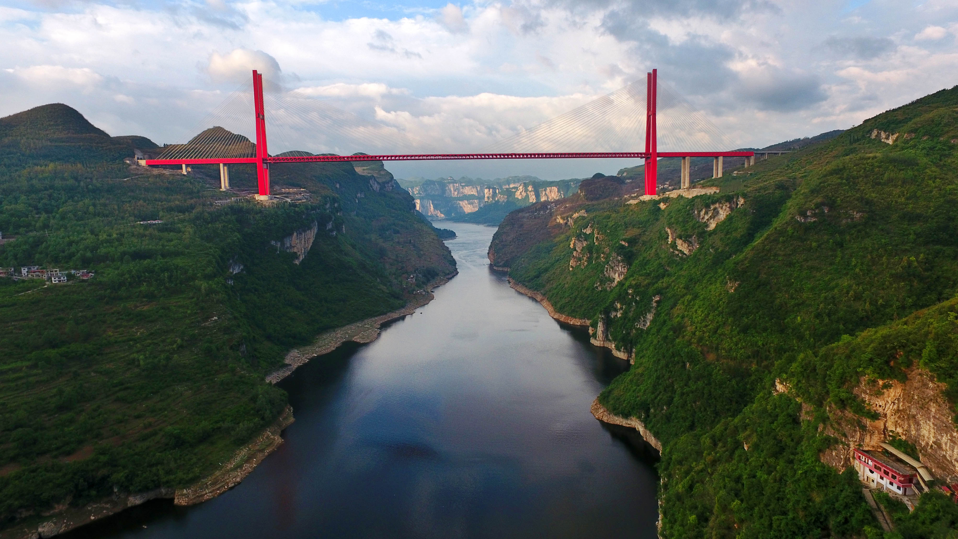 飞阅鸭池河大桥