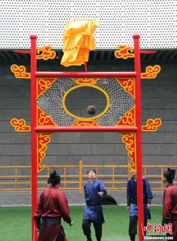 山东临淄蹴鞠文化薪火相传