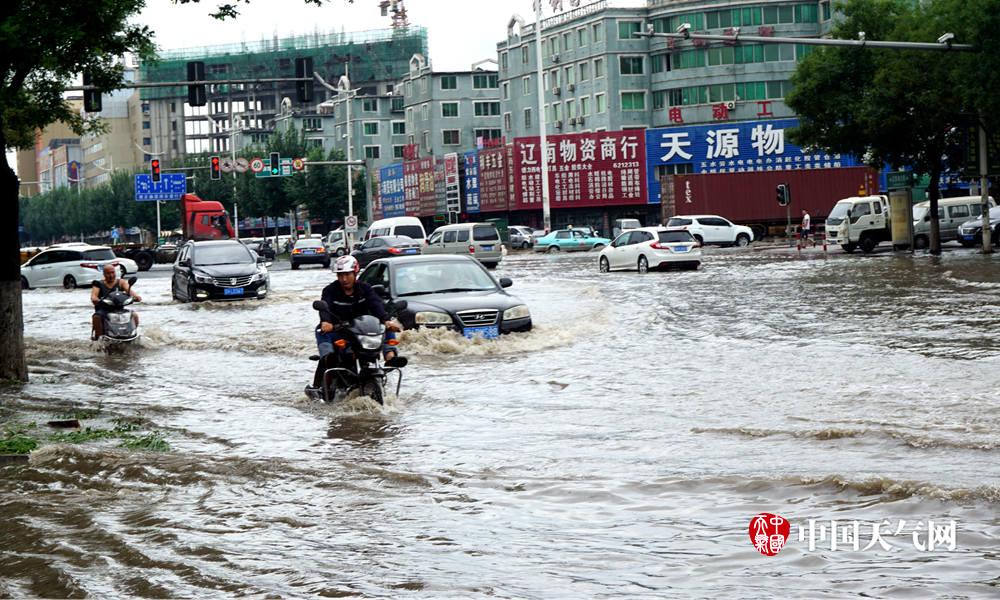 其中沈阳,鞍山,抚顺,营口,辽阳的部分地区降暴雨