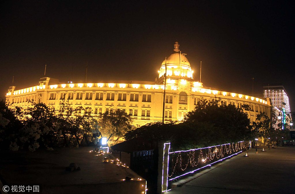 巴基斯坦多地亮灯庆祝独立71周年