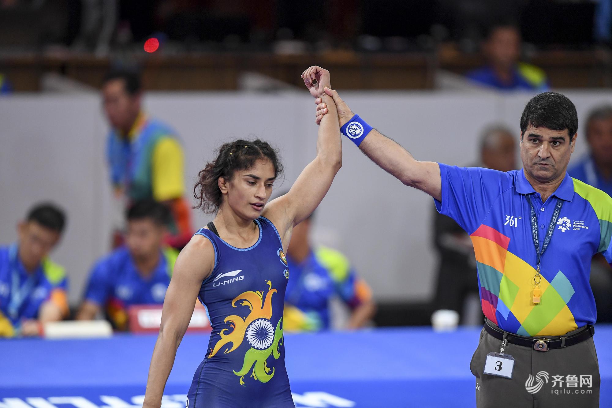 女子摔跤50公斤级决赛中,印度女孩维纳什-弗加特(vinesh phogat)夺冠