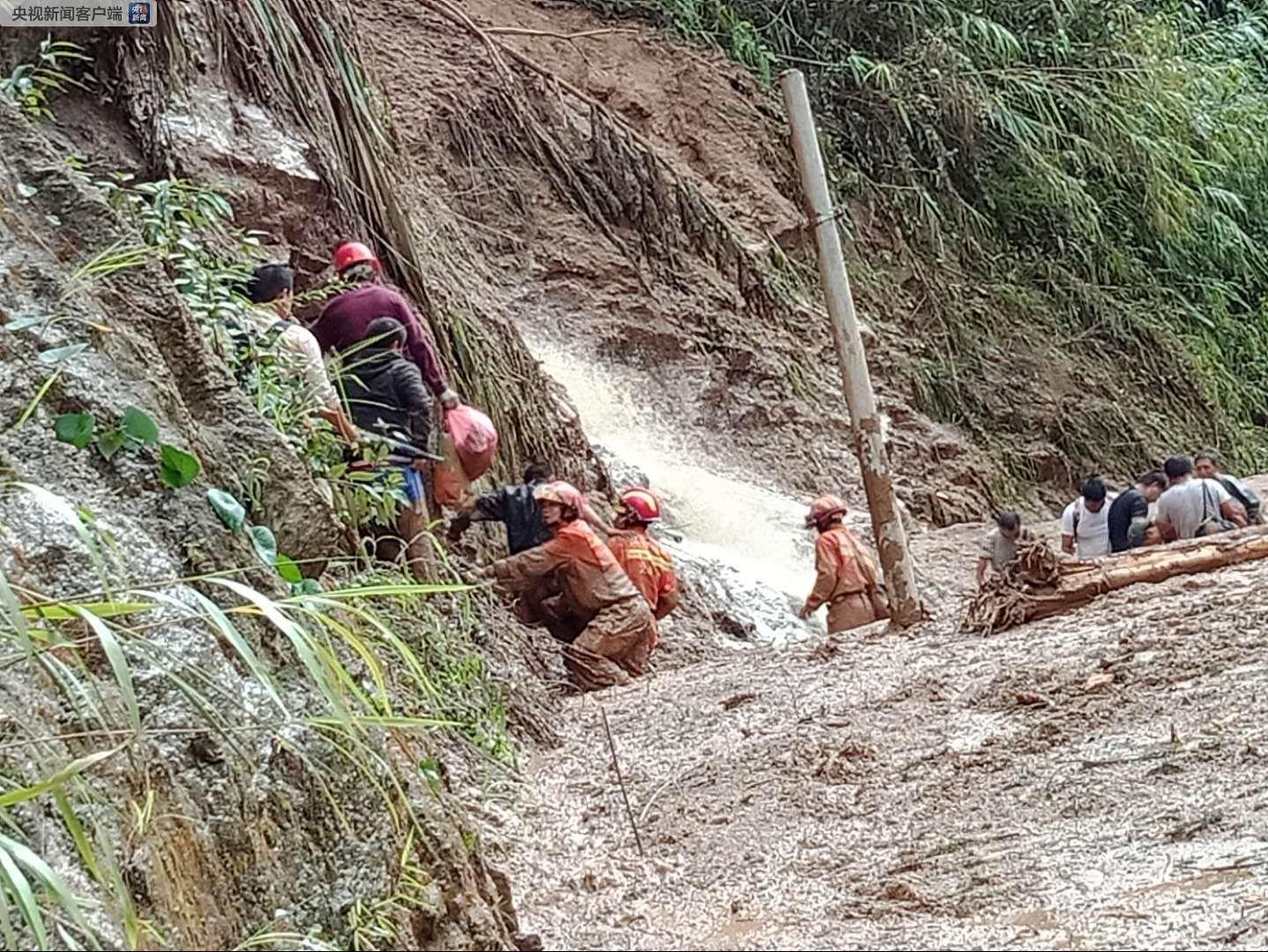 云南麻栗坡发生特大山洪泥石流灾害失联15人仍未找到