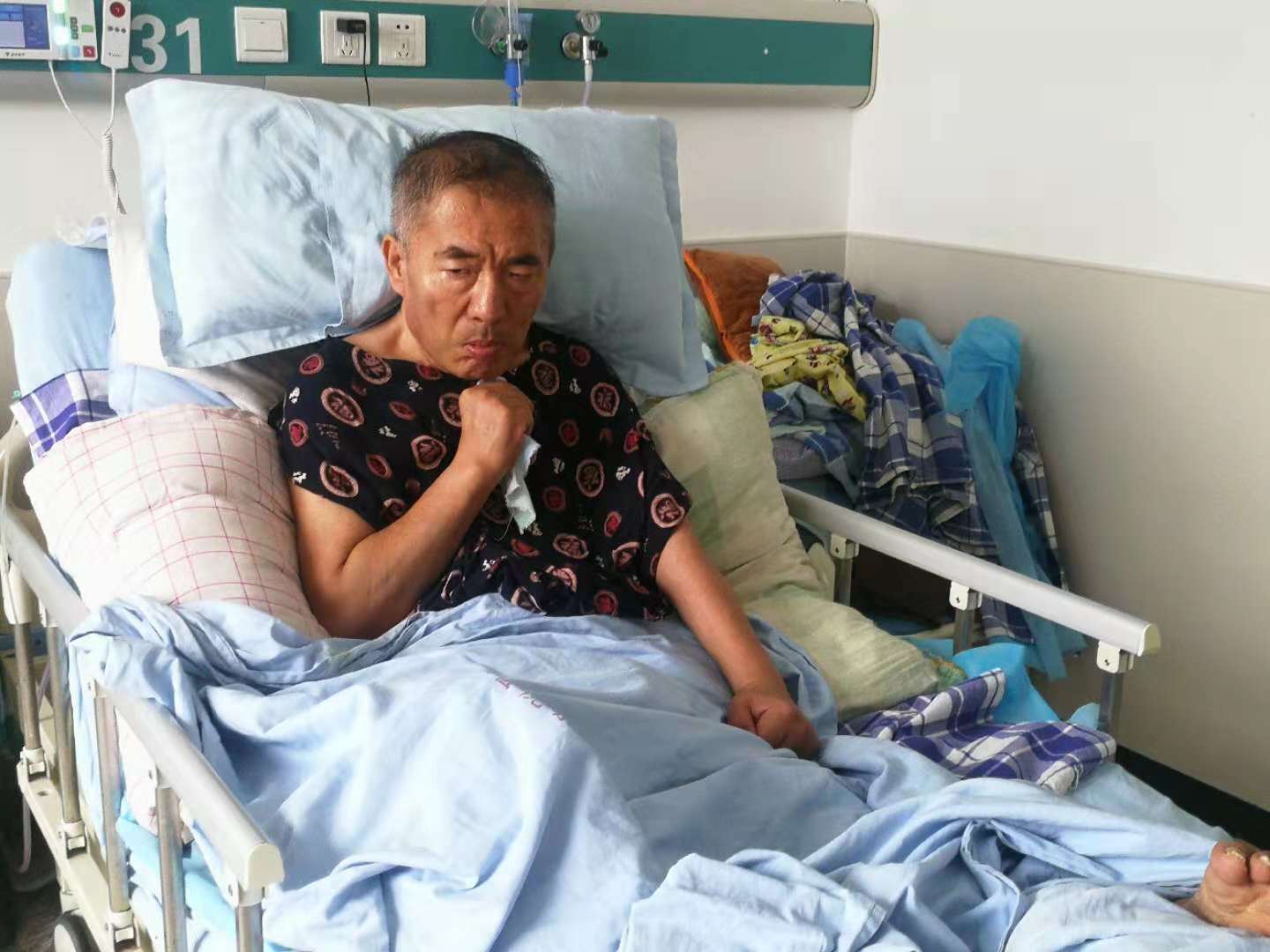 妻子守护九年唤醒植物人丈夫