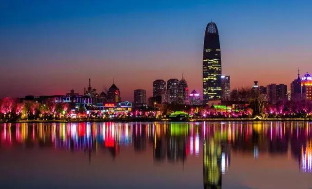 在济南唯美景和美食不可辜负!-闪电新闻