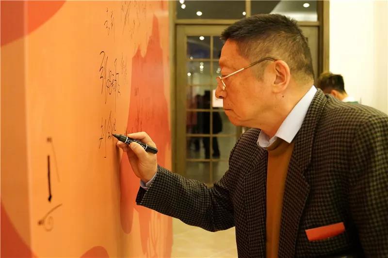 前深圳大学区域经济研究所所长 刘会远先生