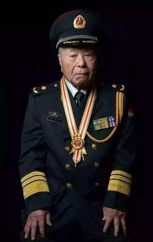2018年请铭记这些英雄