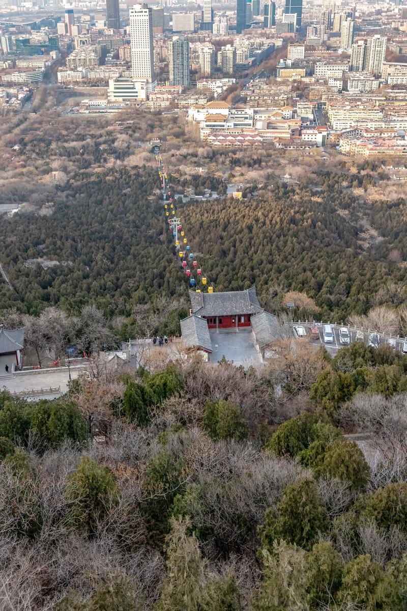 济南看景丨千佛山的另类容颜
