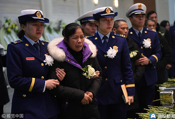 2019年1月21日上午,合肥牺牲的消防员孟鸣之烈士追悼会在合肥市殡仪馆