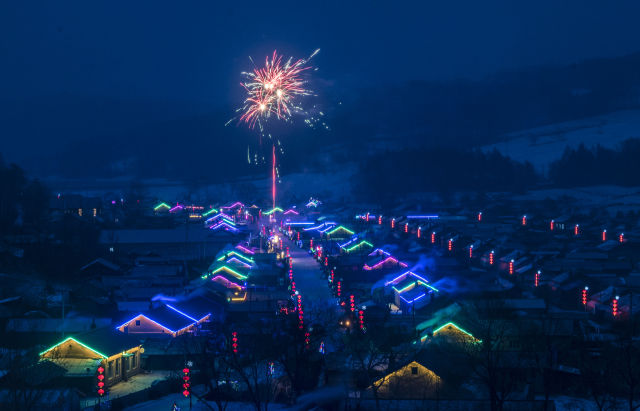 这是1月25日拍摄的二合雪乡夜景
