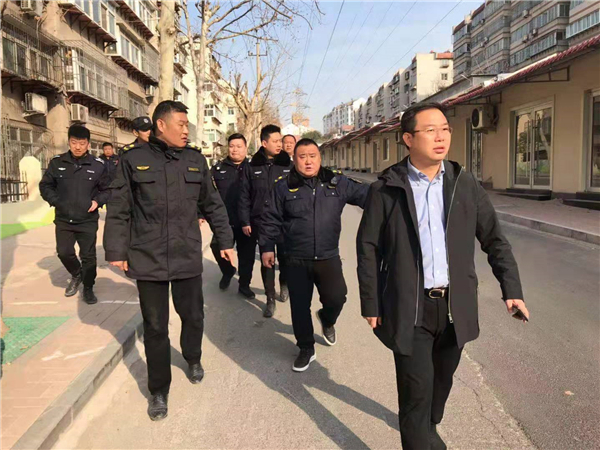 王官庄街道铁腕铁拳狠抓落实打好杆线攻坚战