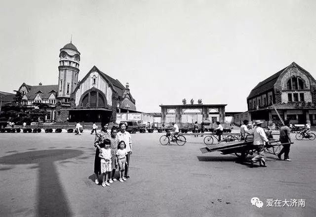 1年1张100年济南老照片记录泉城的百年沧桑变迁
