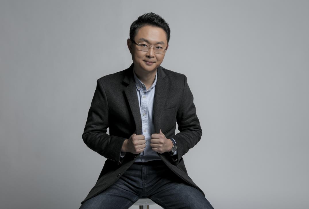 山东台主播吴峰为您诵读《竞渡歌》