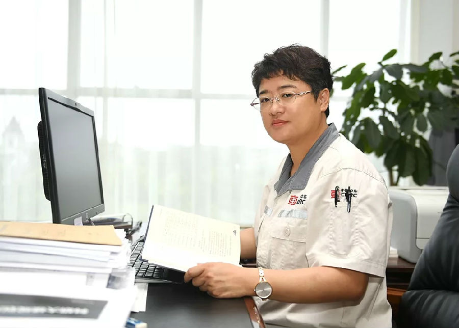 复兴号设计师梁建英让世界领略中国智造