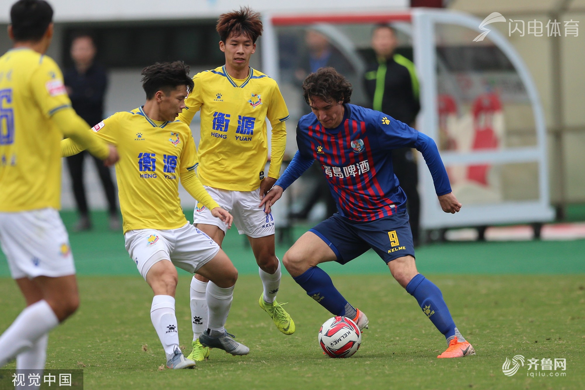 冲超成功!青岛足球时隔6年重返顶级联赛